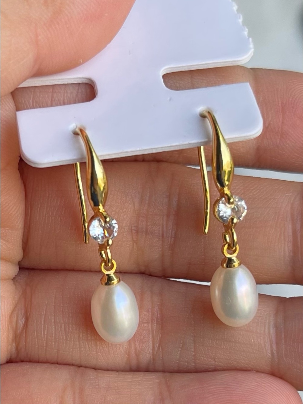 Freshwater Pearl Drop Earrings with 925 Sterling Silver Hooks - Picture 5 of 5